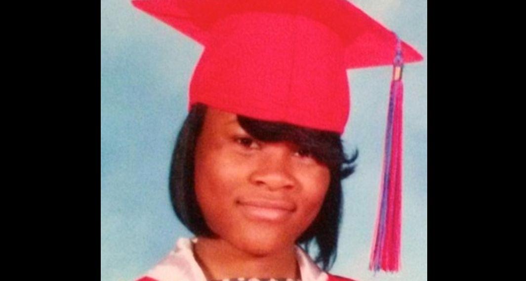 Police Searching for Missing 15-Year-Old Chicago Girl