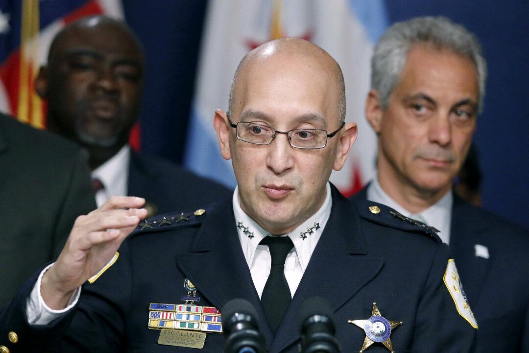 Police: Homicides Rise in Chicago, Illegal Gun Seizures Fall