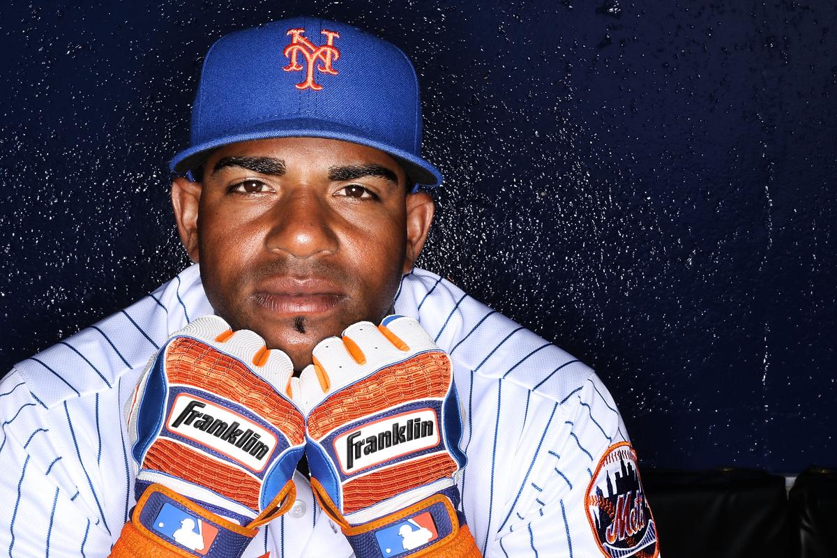 Yoenis Céspedes: New York Mets Outfielder Buys 270-Pound Champion Pig at County Fair, Reports Say