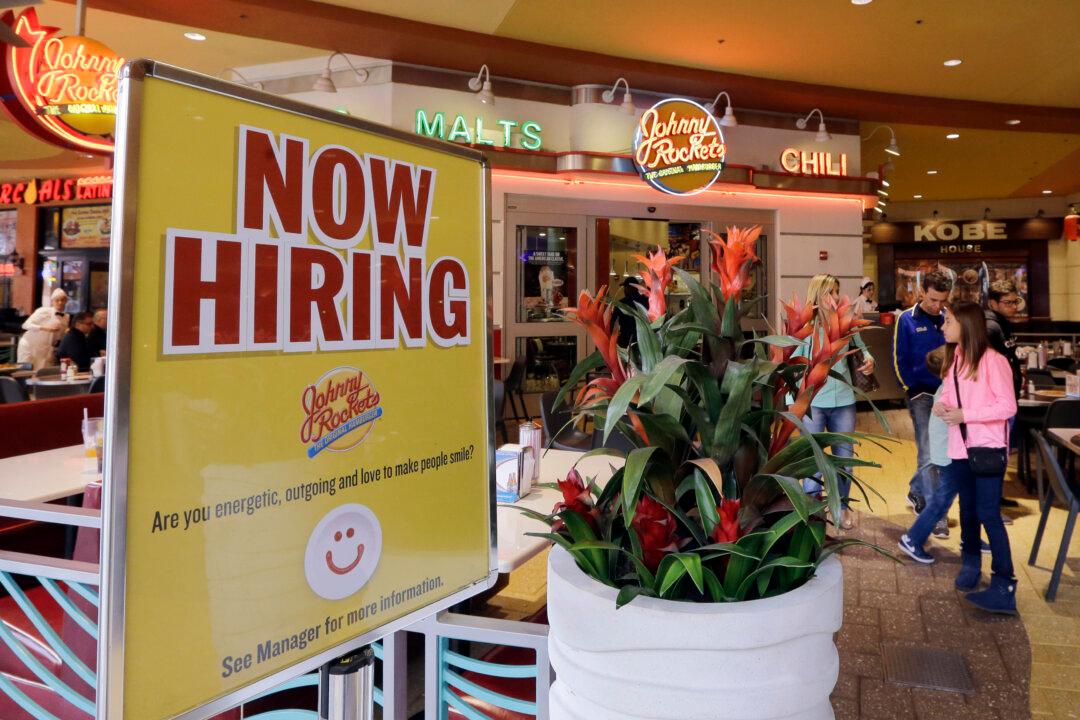 Strong US Job Growth in Feb. Helps Dispel Recession Fears