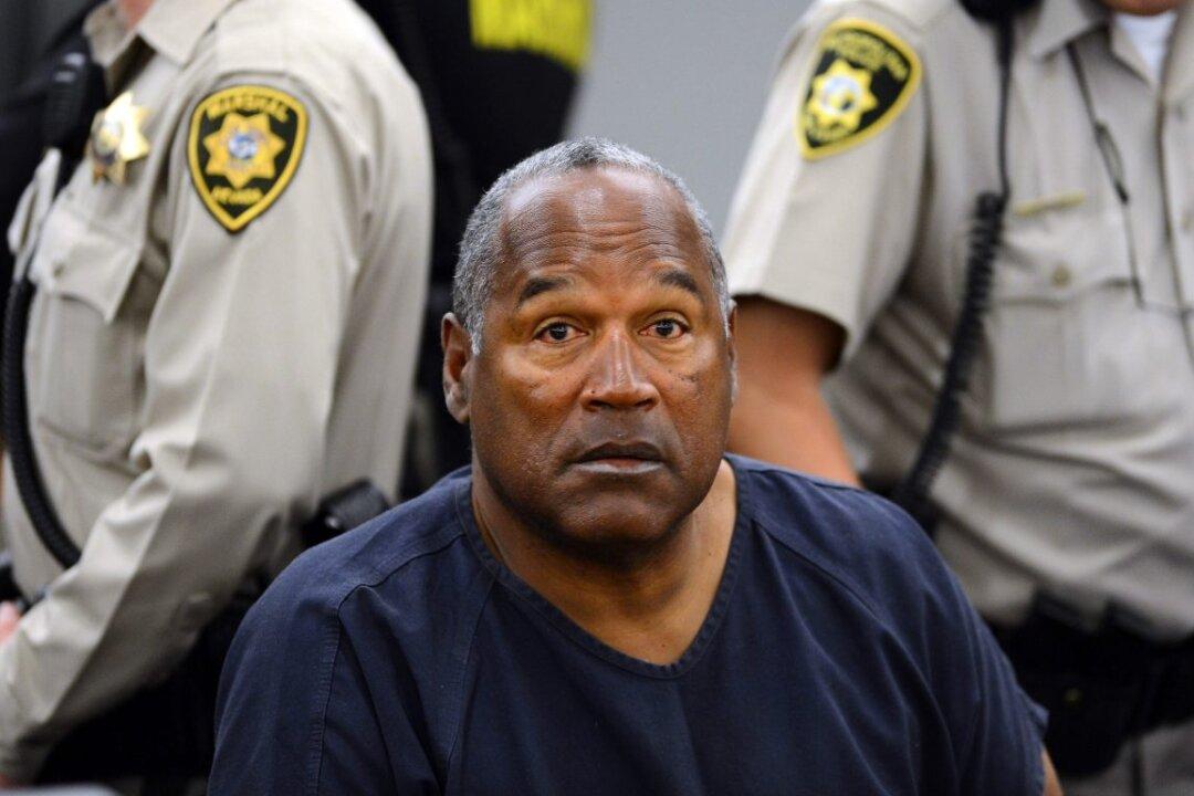 Latest Twist in OJ Simpson Case: Discovery of Knife