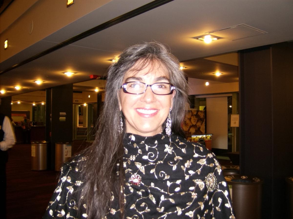 Shen Yun Dancers Give Us Sustenance, Artist Says