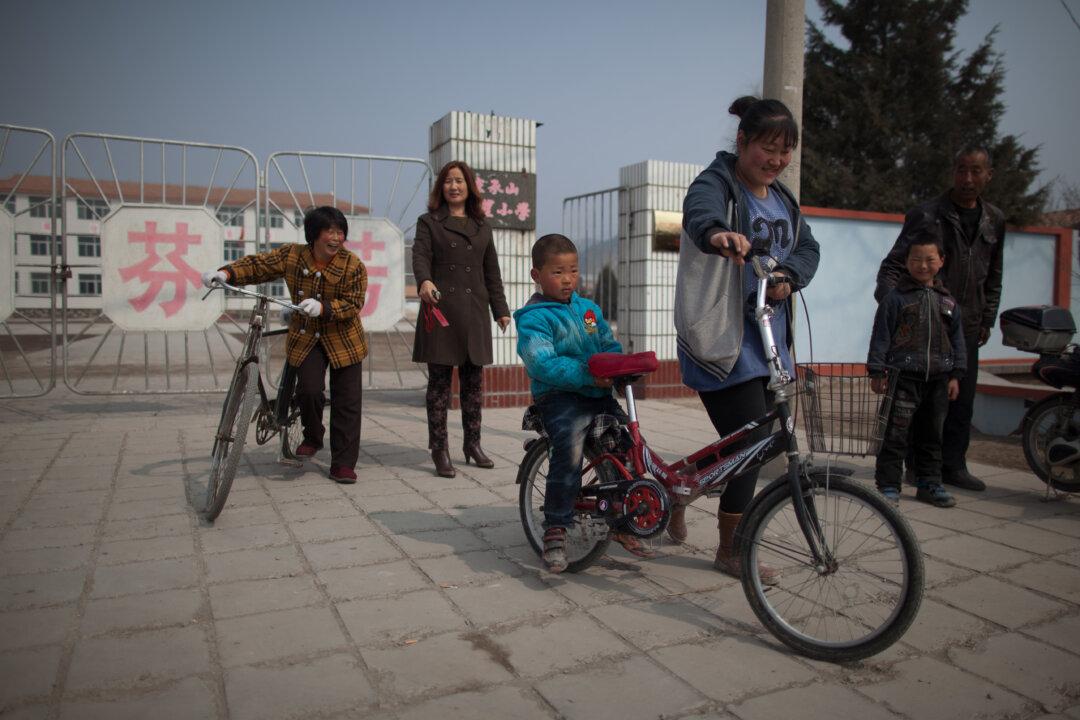 In China’s Two-Child Era, a Middle-Aged Mother Is Going to Be a New Mum and Grandmother Simultaneously