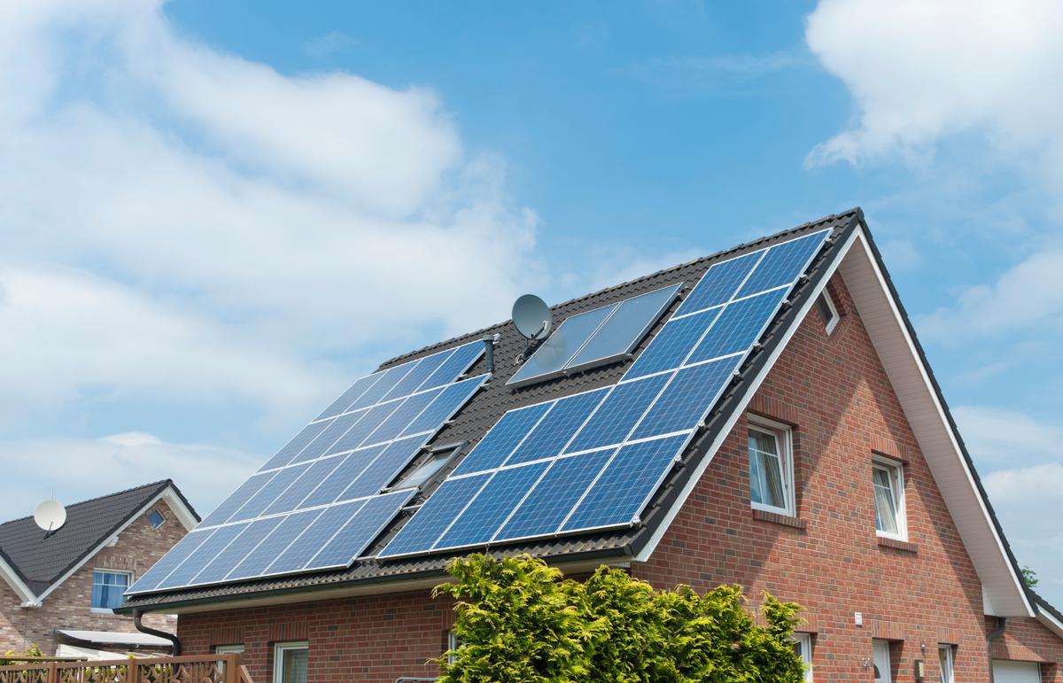 Utilities, Solar Energy and the Fight for Your Roof