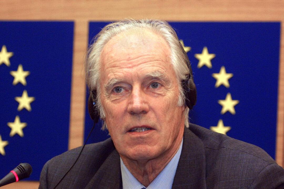 Beatles’ Producer George Martin Dies at 90