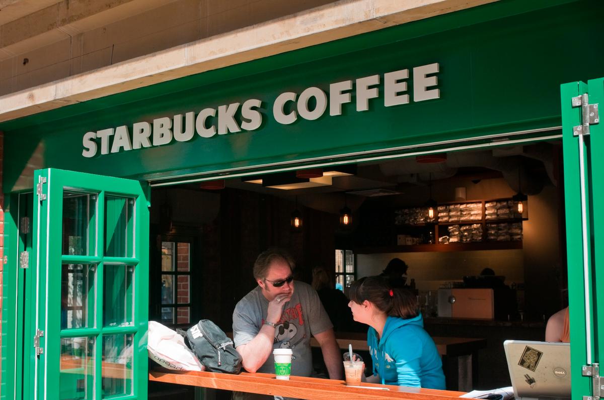 What Will Italy’s Discerning Coffee Drinkers Make of Starbucks?