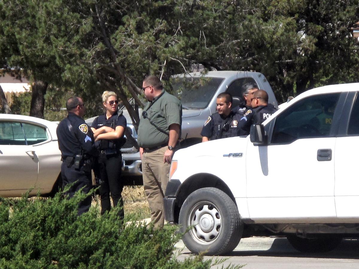 1 of 2 Escaped New Mexico Inmates Apprehended, Marshals Say