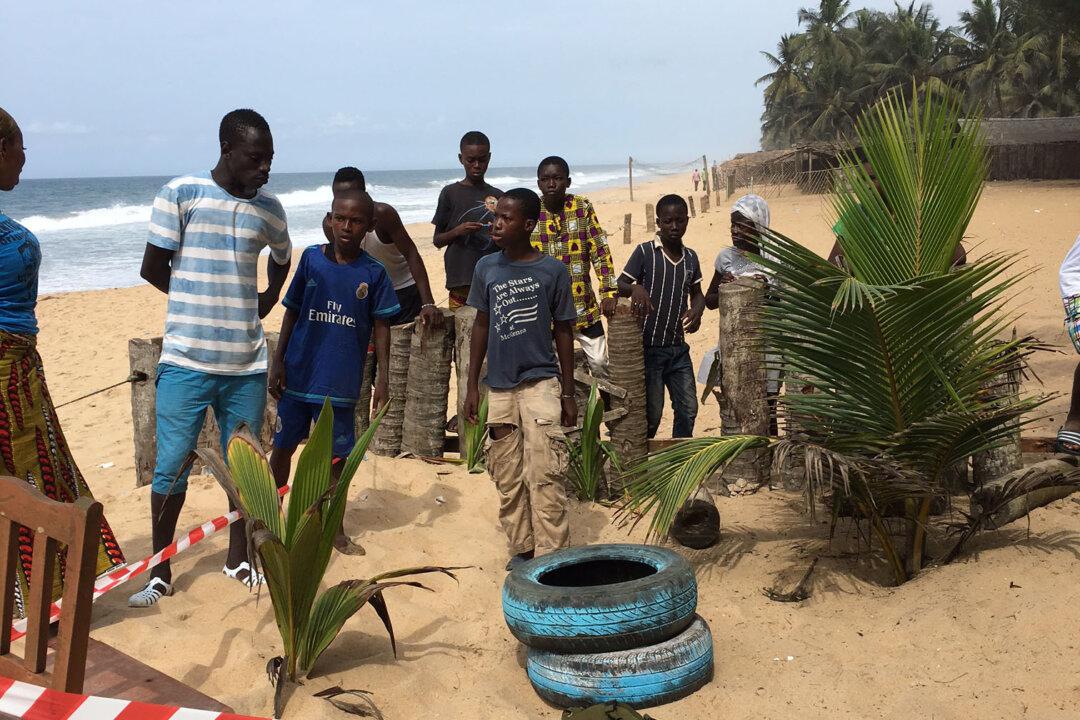 Survivors of Ivory Coast Attack Describe Confusion and Fear