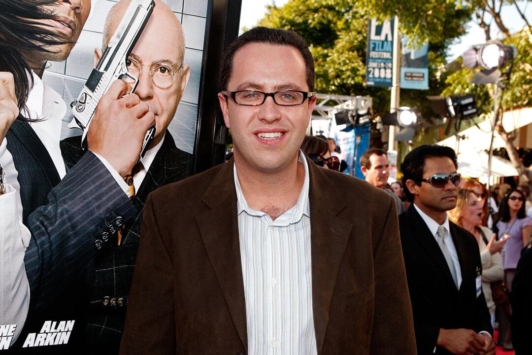 Jared Fogle, Former Subway Spokesperson, Reportedly Beaten in Prison