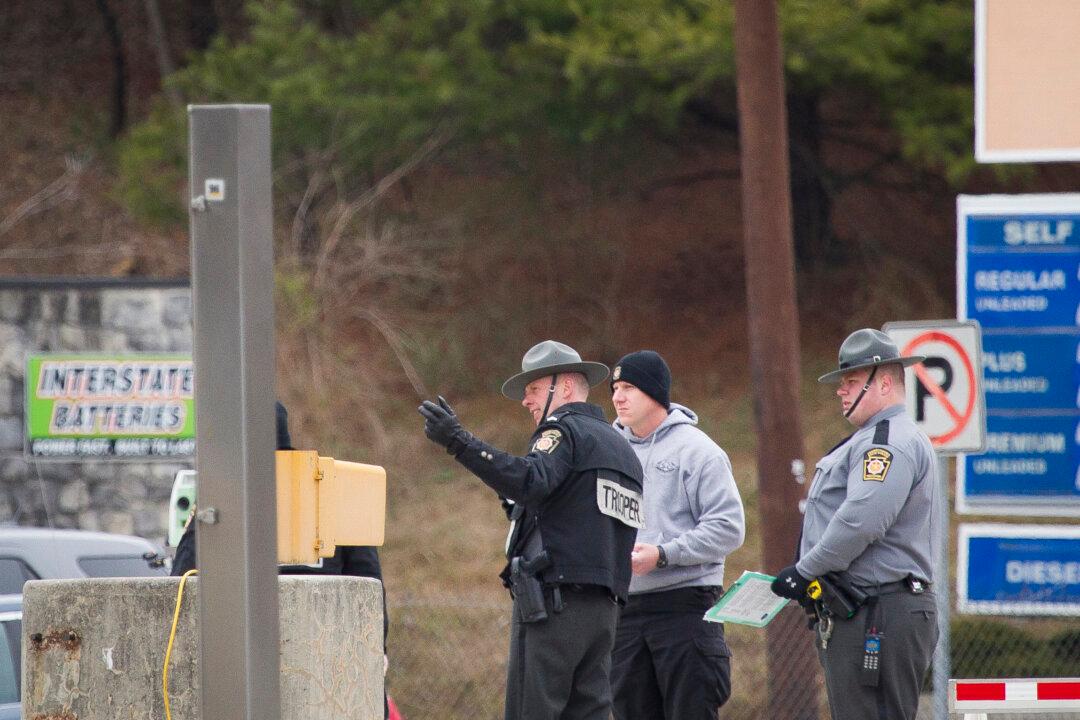 Retired Pennsylvania State Trooper Shot Dead After Killing Toll Collector and Guard