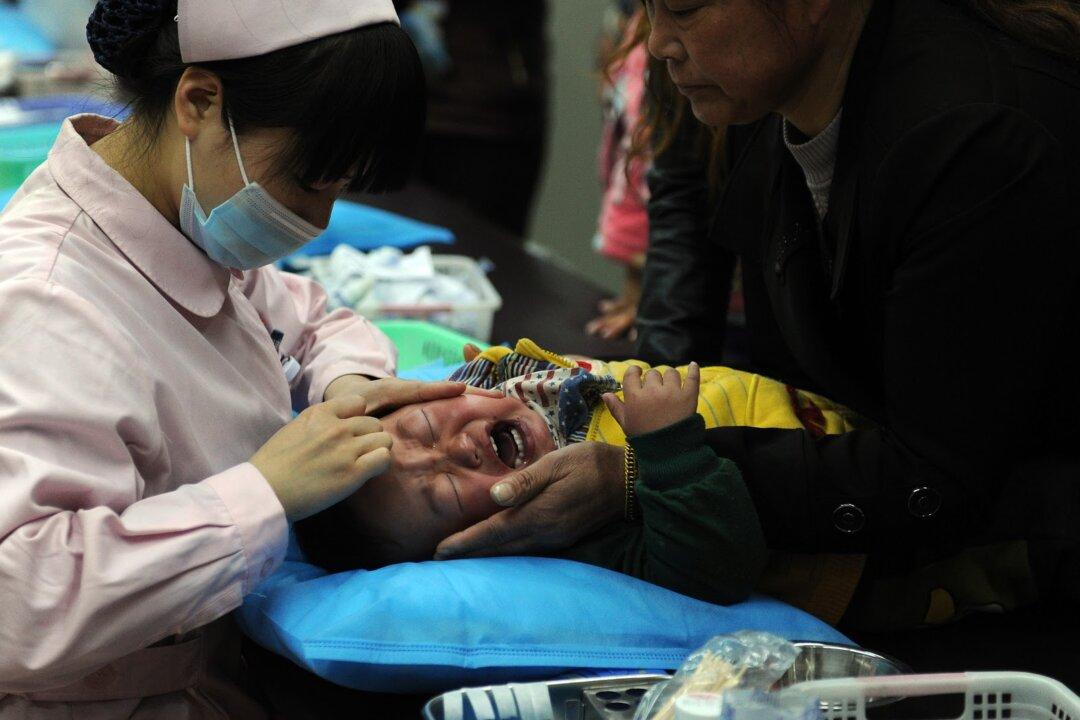 4-Year-Old Chinese Boy Dies After Being Inoculated by State-Provided Vaccine