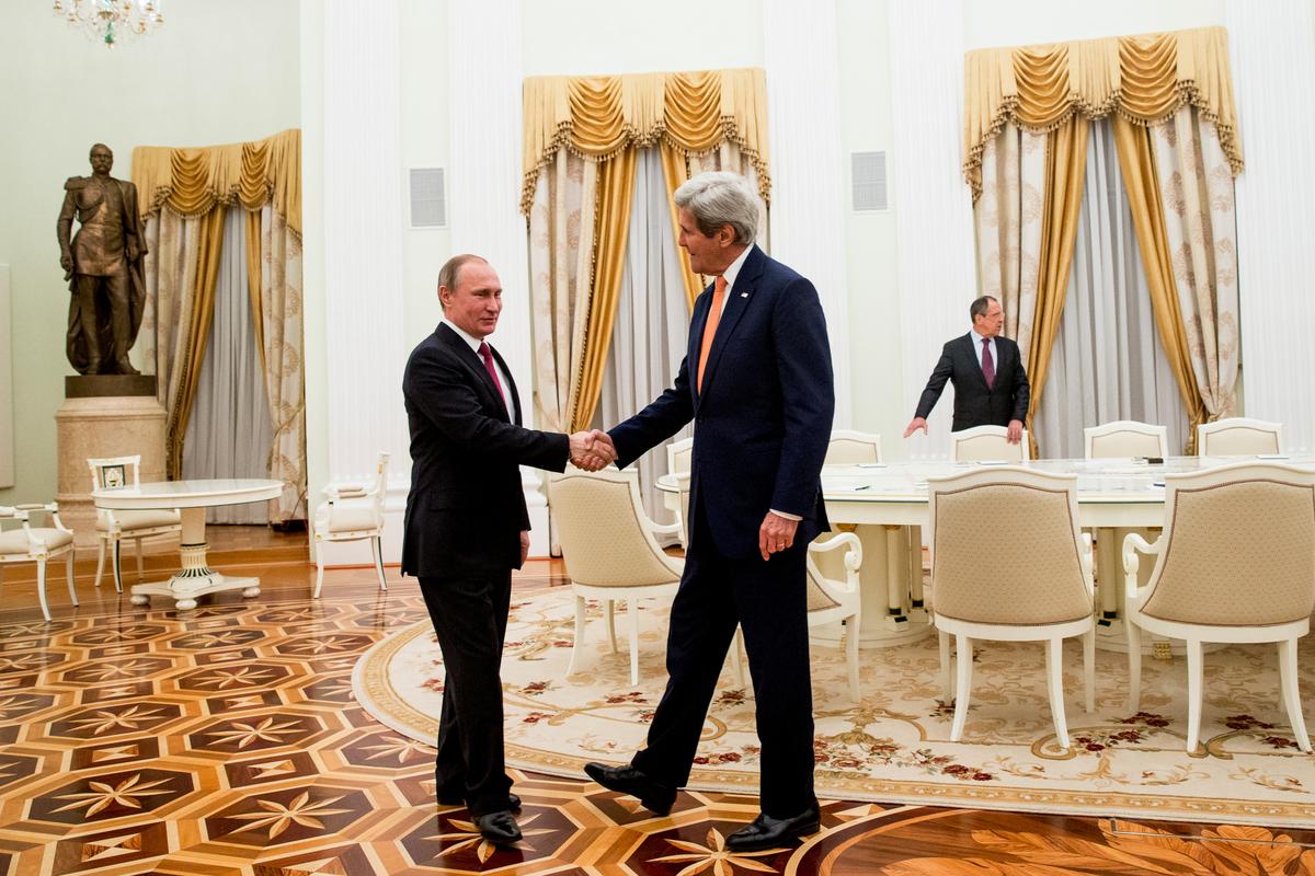 Kerry Hopes for Progress on Syria, Ukraine in Moscow Talks