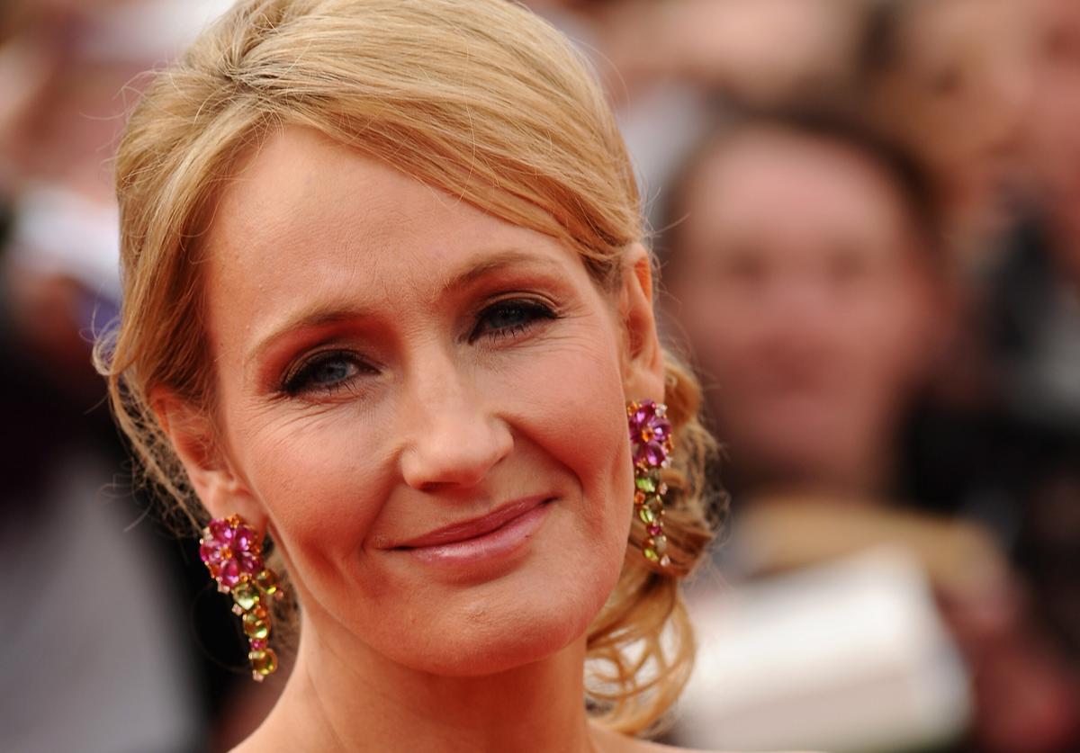 JK Rowling Shares Rejection Letters on Twitter