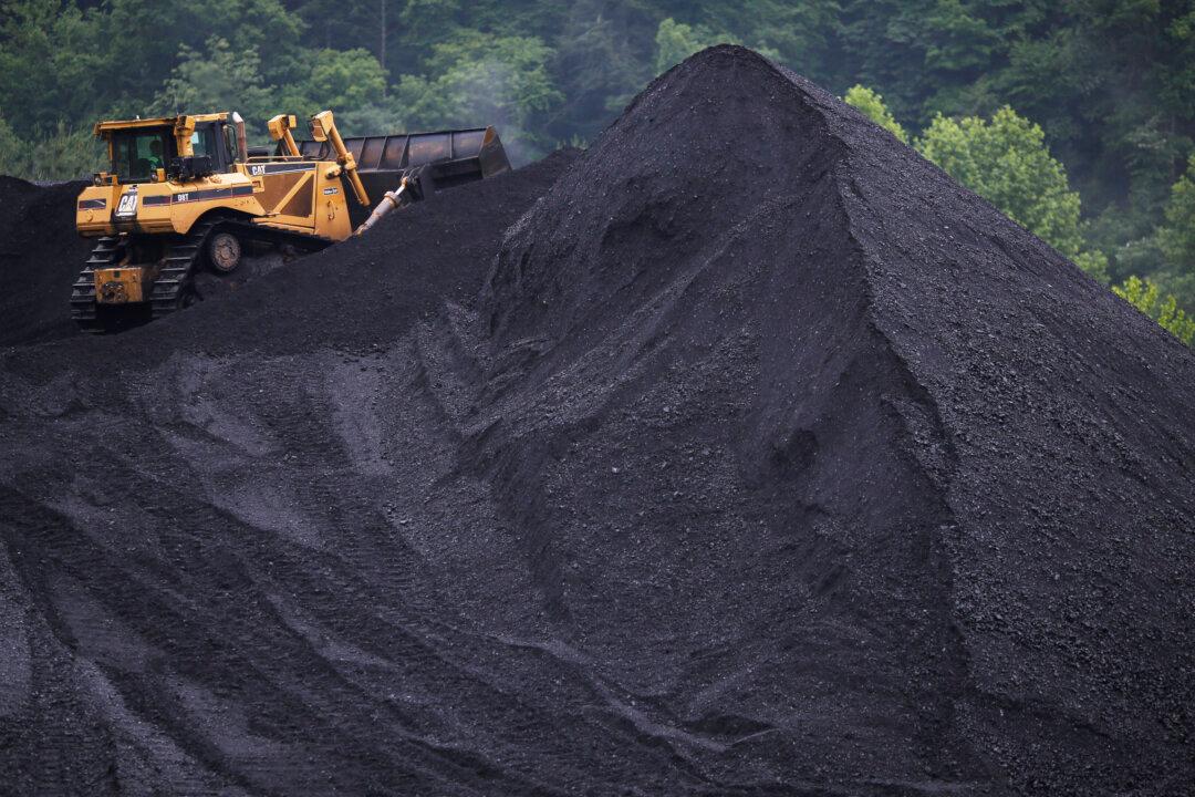 The End of Coal: Good Riddance or Dangerous Gamble?