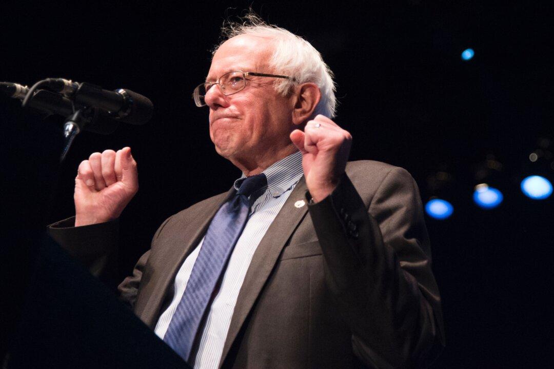 Bernie Sanders Wins Washington, Alaska Primaries