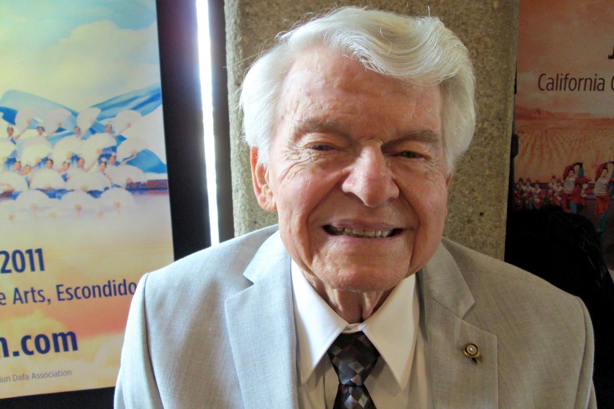 Shen Yun Performers Are 20 out of 10, Says Retired Clergyman