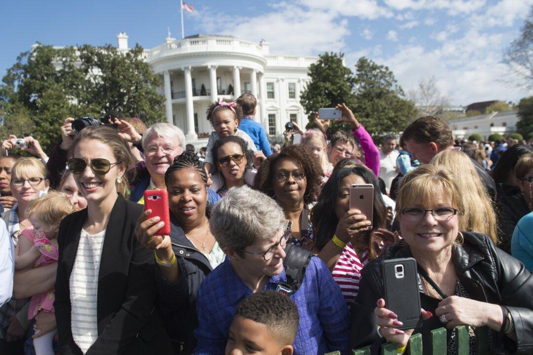 Beyonce, Jay Z, and Blue Ivy Attend White House Easter Egg Roll