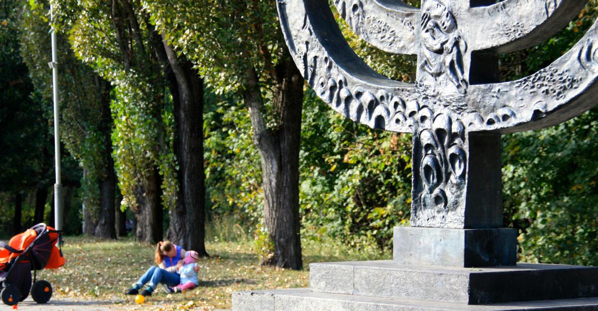 Ghosts of Babi Yar: A Visit to the Ravine Where Nazis Murdered 150,000