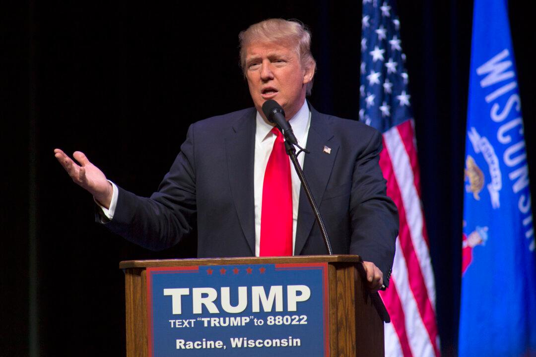 Trump: It ‘Was a Mistake’ to Post Insulting Image of Heidi Cruz
