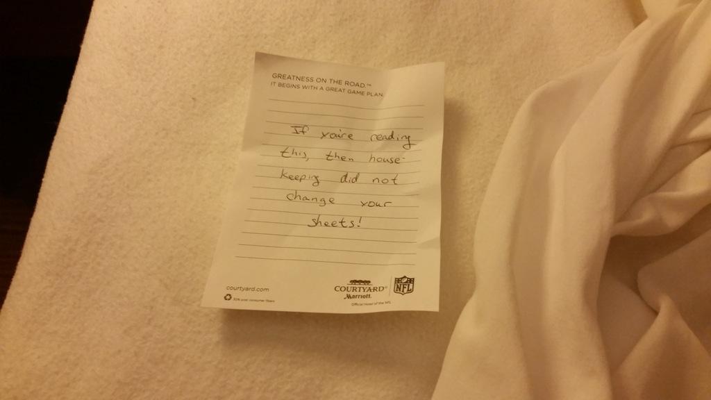 Viral Note Warns of Hotel’s Dirty Sheets