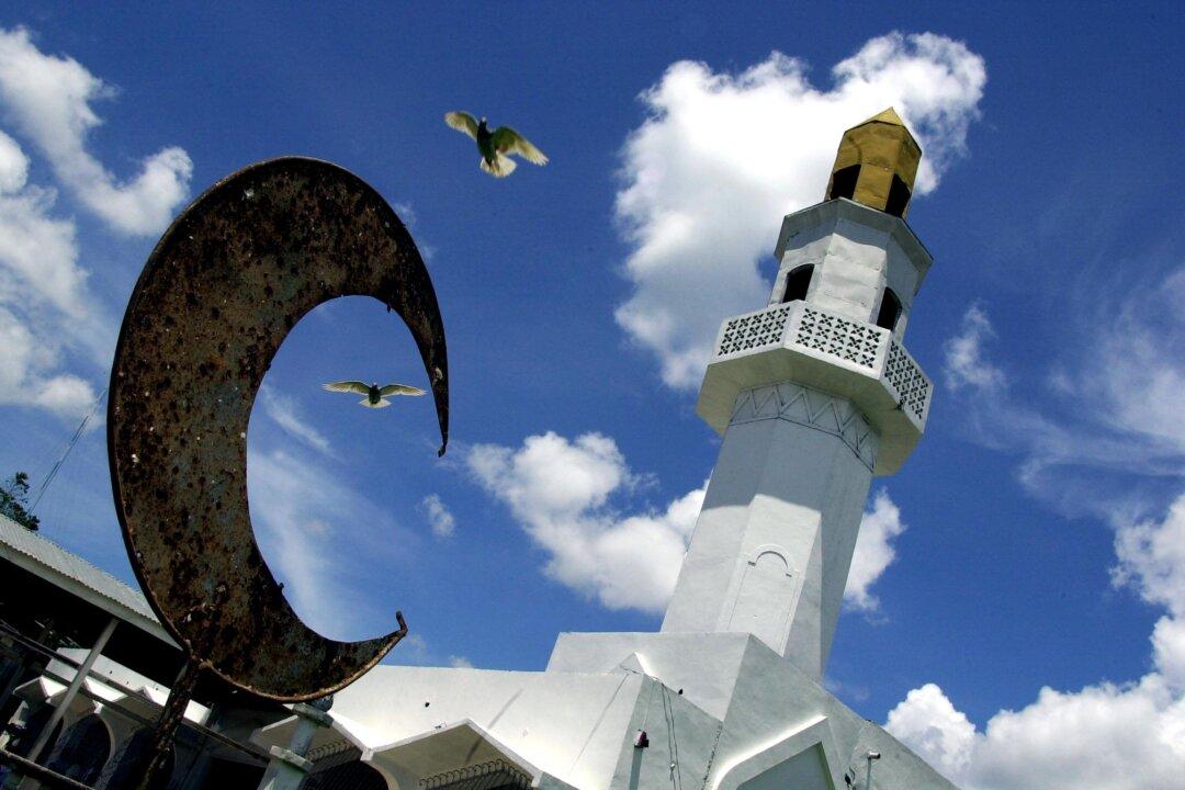 Philippines Vows to ‘Destroy’ Militants Who Killed 18 Troops