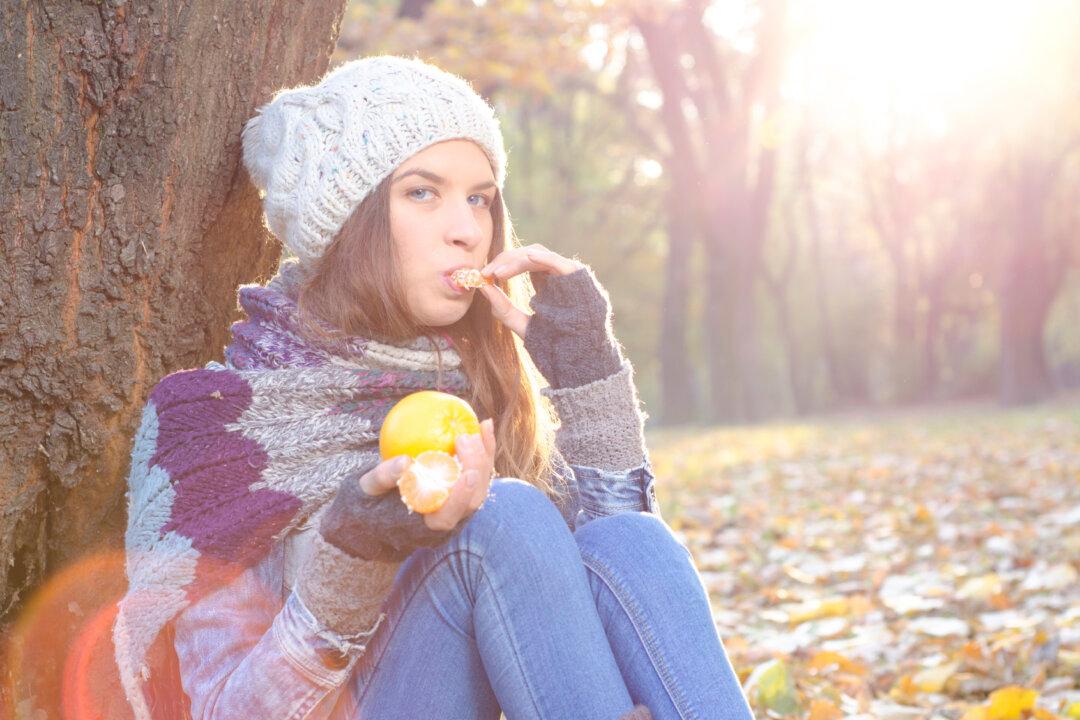 10 Foods to Add to Your Diet to Fight Stress and Anxiety