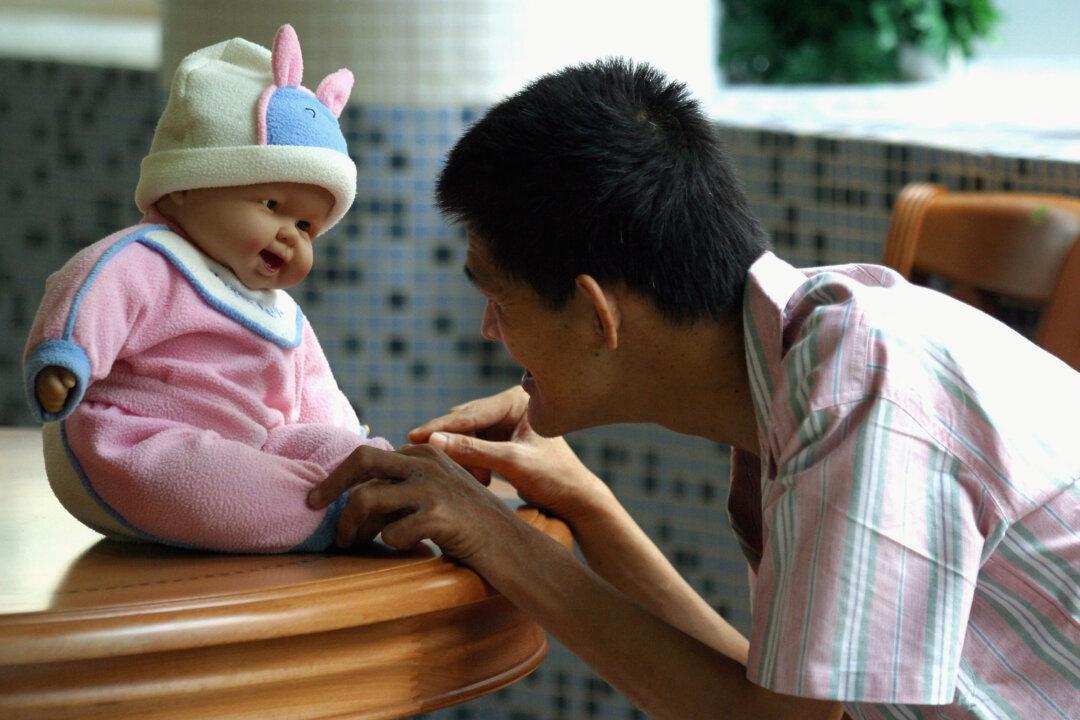 Lifelike, ‘Reborn’ Doll Inside Hot Car Prompts Police to Smash Window