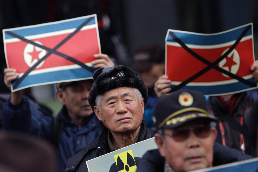 Senior Official at North Korean Spy Agency Flees to South Korea