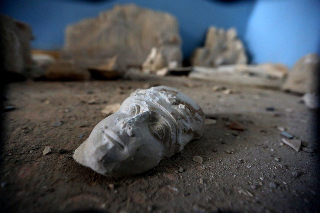 Experts Give New Details of IS Destruction of Syrian Museum