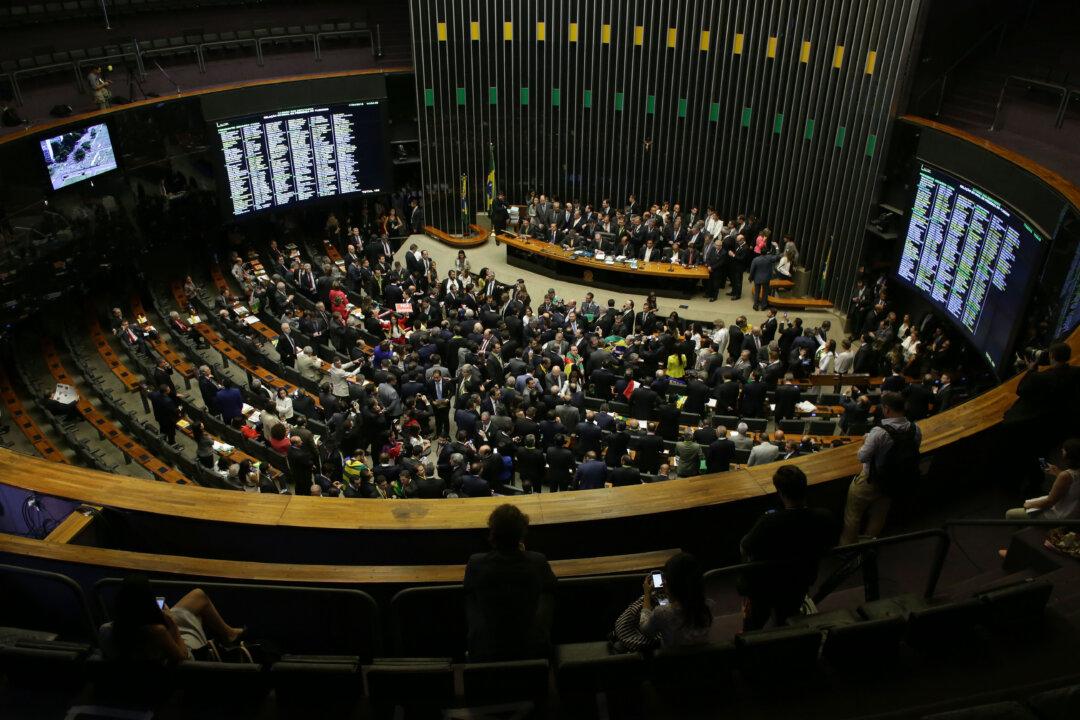 Fights Loom After Brazil’s Lower Chamber OKs Impeachment