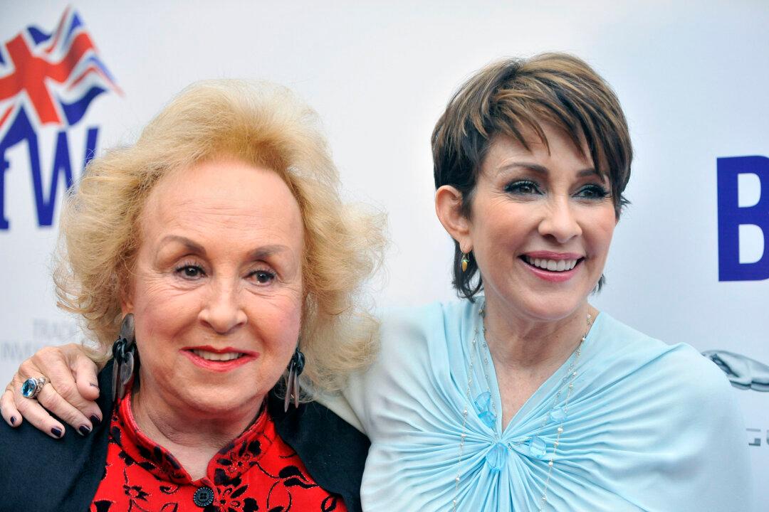 Doris Roberts, of ‘Everybody Loves Raymond,’ Dead at 90