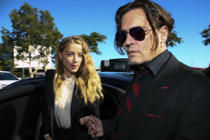 Johnny Depp’s First Wife Reportedly Says He Isn’t Abusive