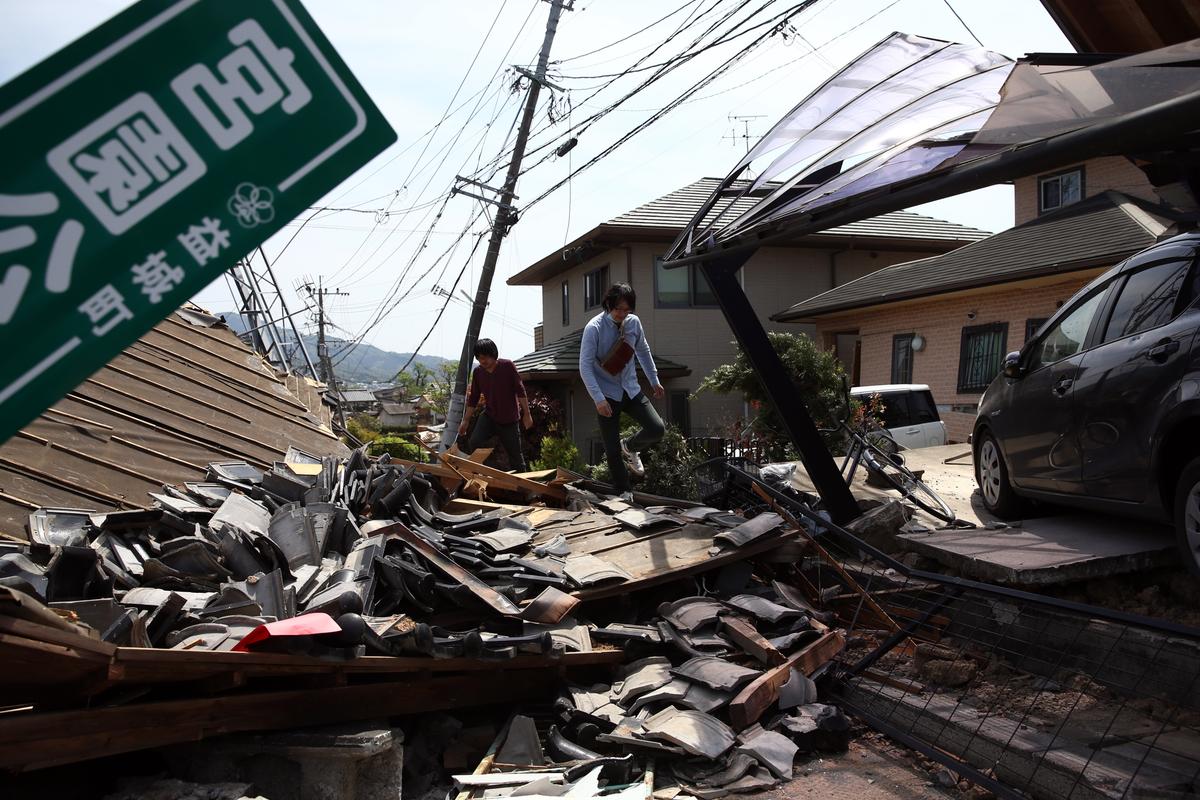Japan and Ecuador Both Hit by More Earthquakes Days After Devastating Tremors