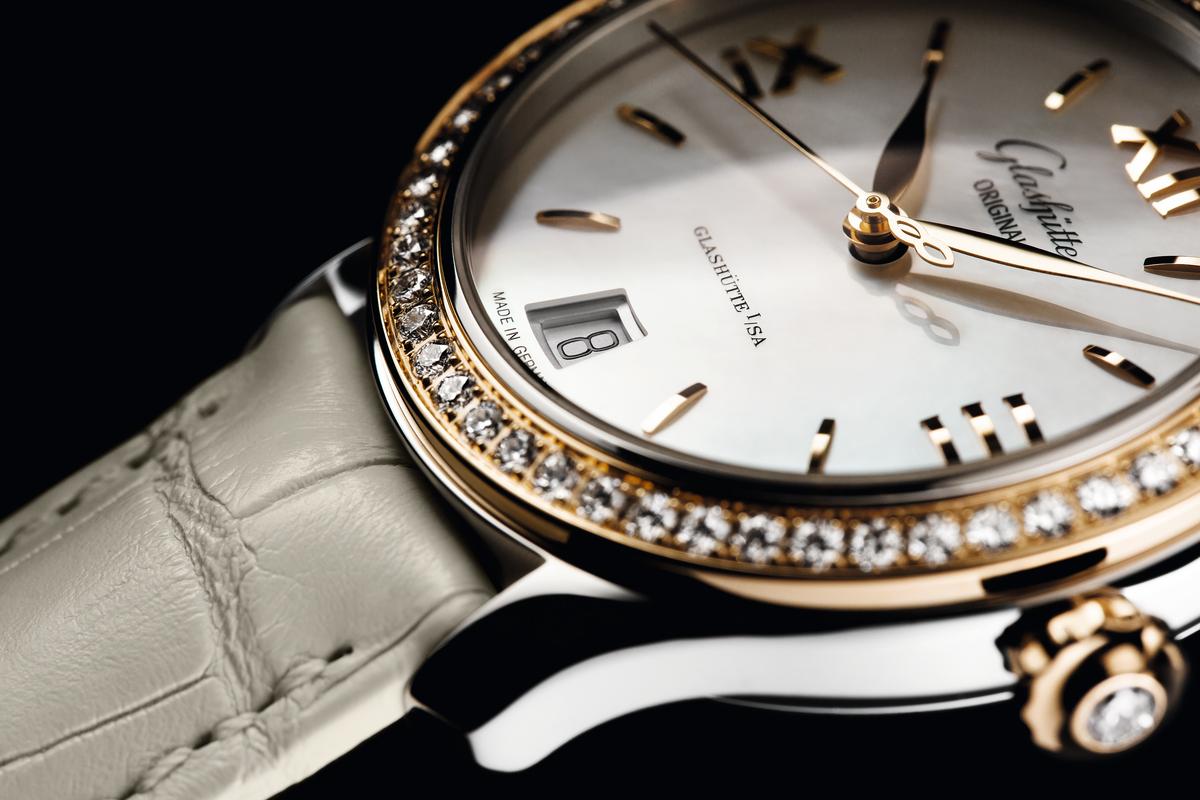 Swiss Watch Exports Collapse