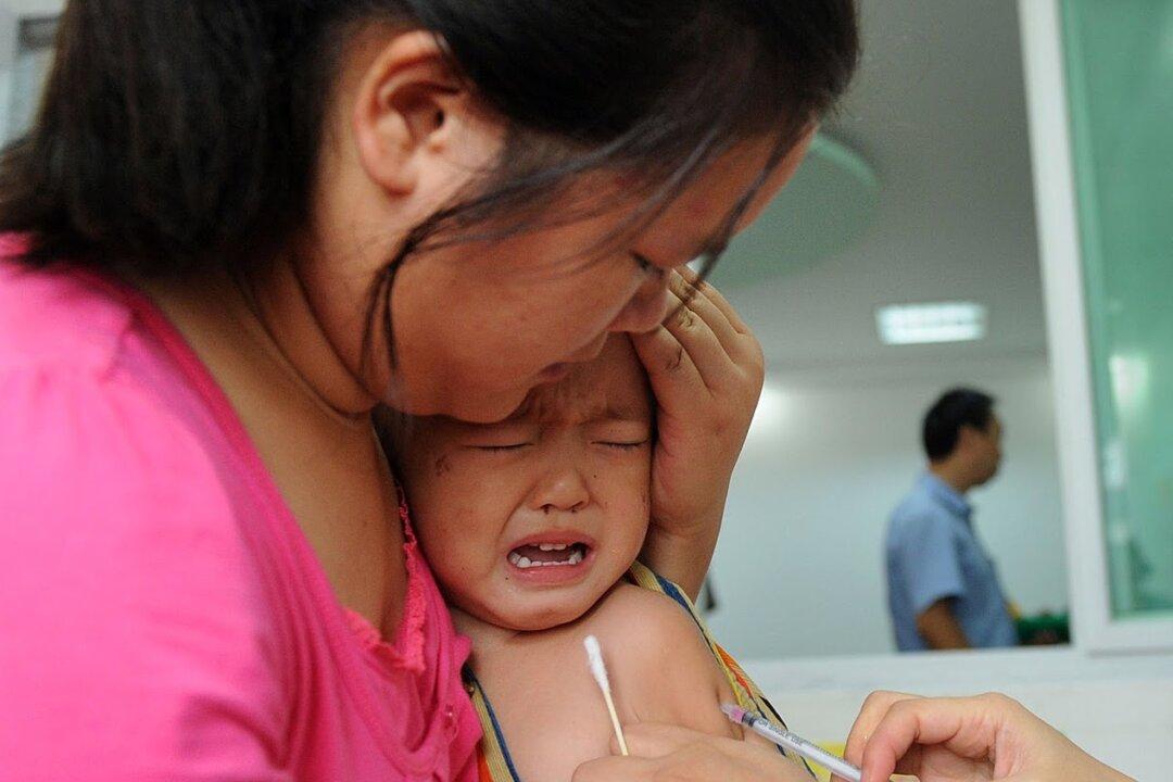Parents of Children Poisoned by Tainted Chinese Vaccines Suppressed by Regime Censors
