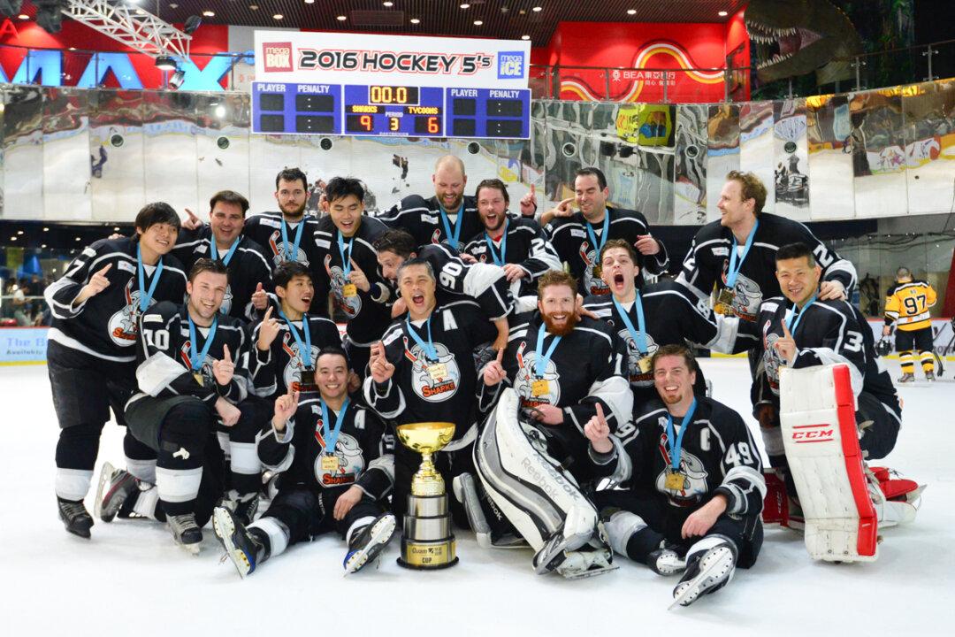 Sharks Overcome Tycoons to Win Quam Cup