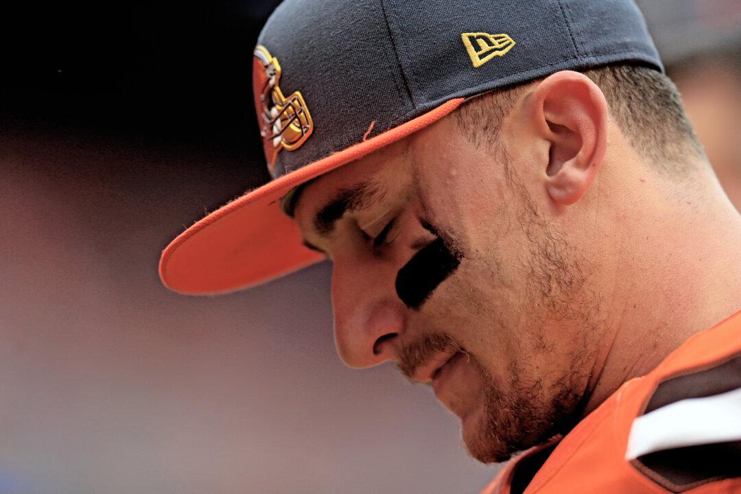 Johnny Manziel: Free Agent Quarterback Must Appear in Court May 5 After Misdemeanor Assault Indictment