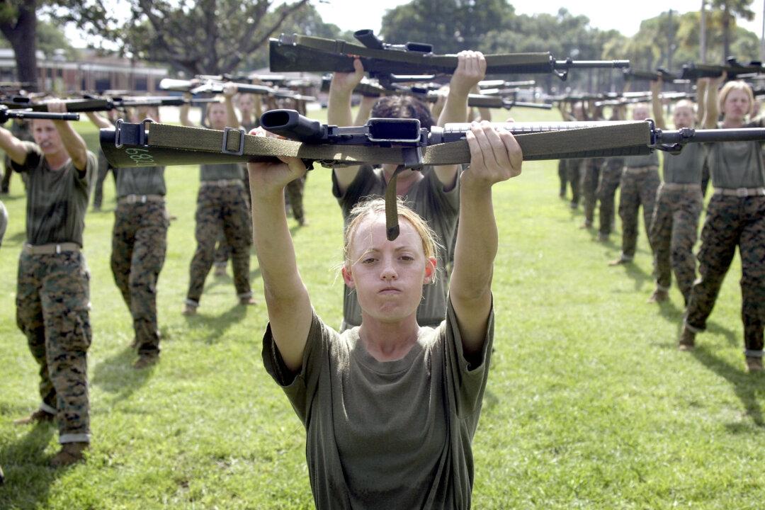 House to Vote on If Women Should Be Required to Register for Draft