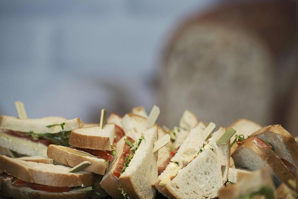 Stoush Over a Sandwich Lands 2 Lawyers in Hot Water