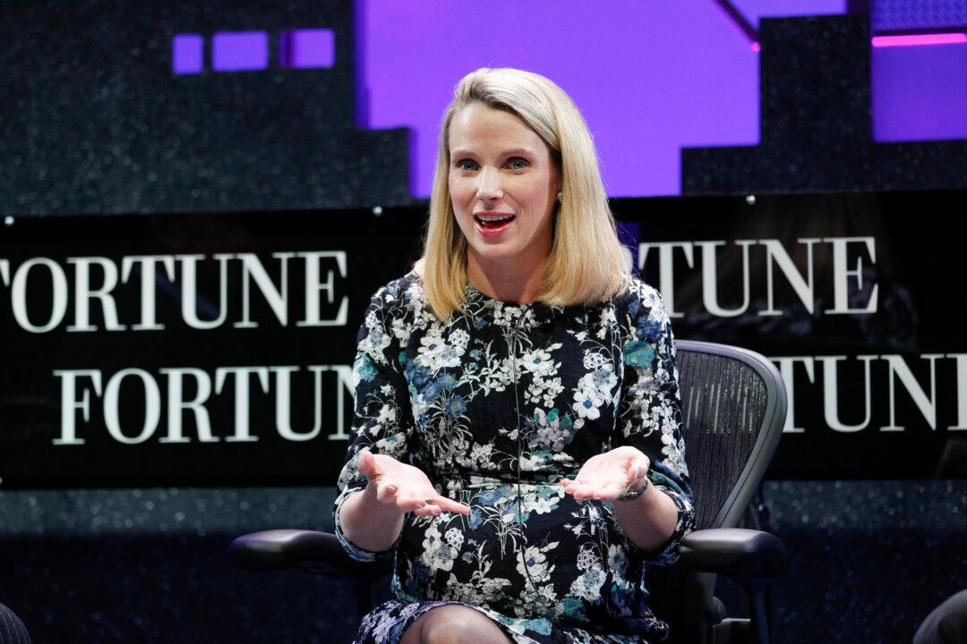 Yahoo CEO Could Get $55M in Severance Pay in Potential Sale