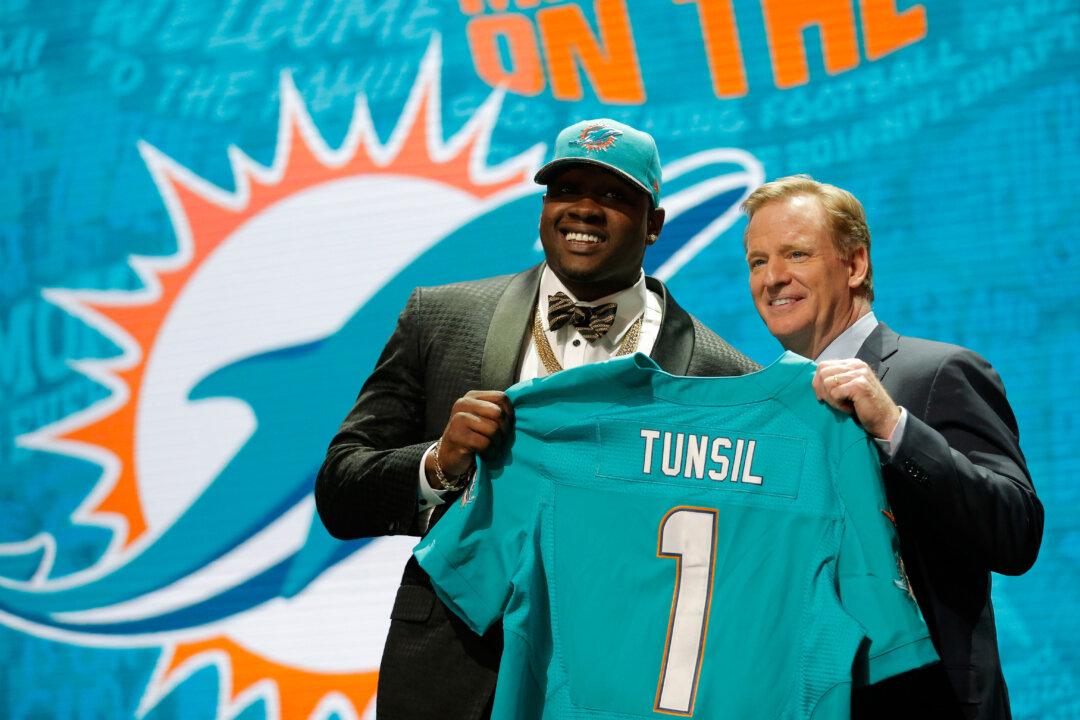 Laremy Tunsil: Miami Dolphins Draft Pick Says He Accepted Money From Ole Miss Coaching Staff