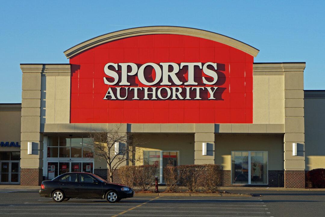 Sports Authority Closing All 450-Plus Stores, More Than $1.1 Billion in Debt