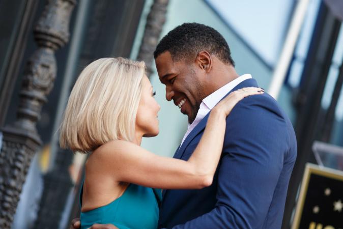 Michael Strahan Says Goodbye to ‘LIVE!’ Viewers