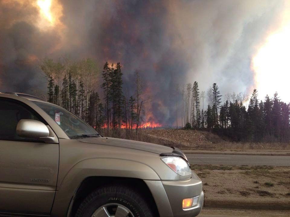 Fire Crews Fight to Prevent Spread of Embers in Fort McMurray