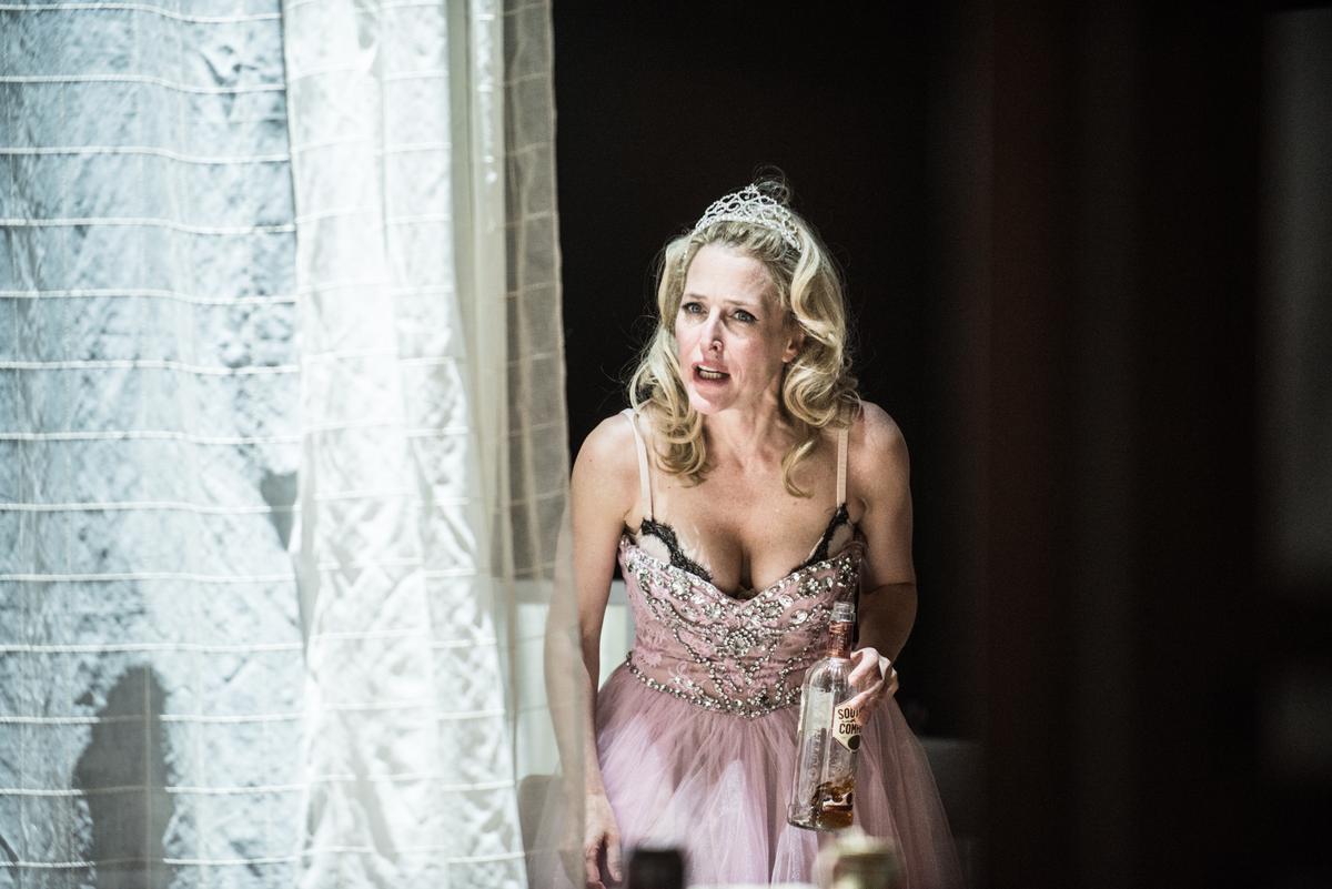 Theater Review: ‘A Streetcar Named Desire’