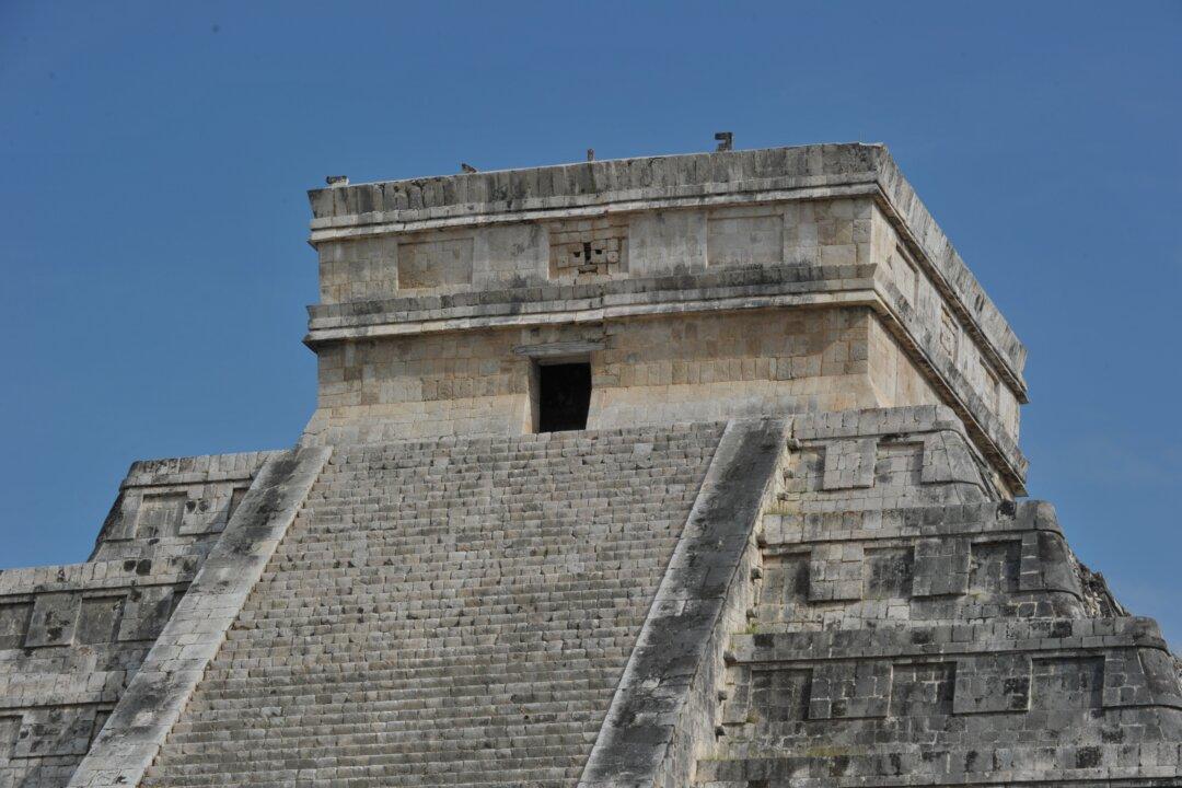Ancient Mayan City Discovered by Canadian Teen William Gadoury