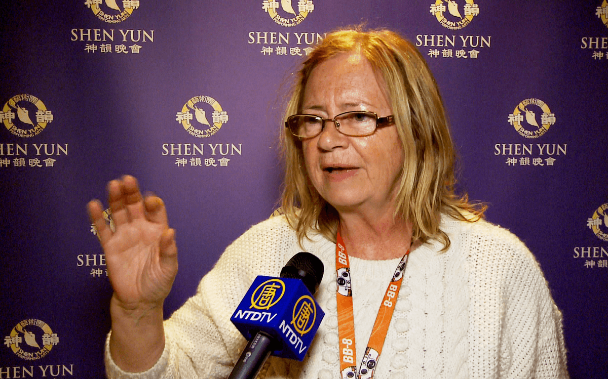 While Watching Shen Yun ‘I felt at one with everything,’ Says Artist