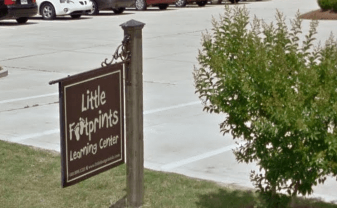 Mom Forgets to Drop Her 2-Year-Old Off at Daycare, Finds Girl Dead in Backseat of Car