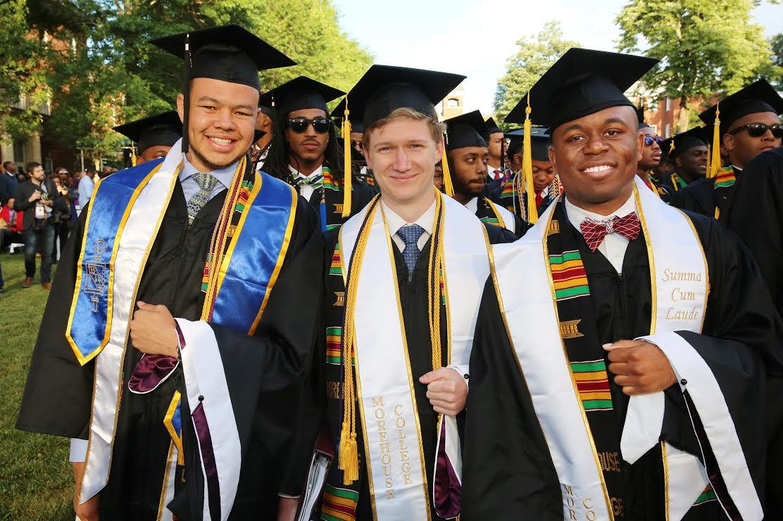 What It Takes to Be Valedictorian: Three College Students Share Their Secrets