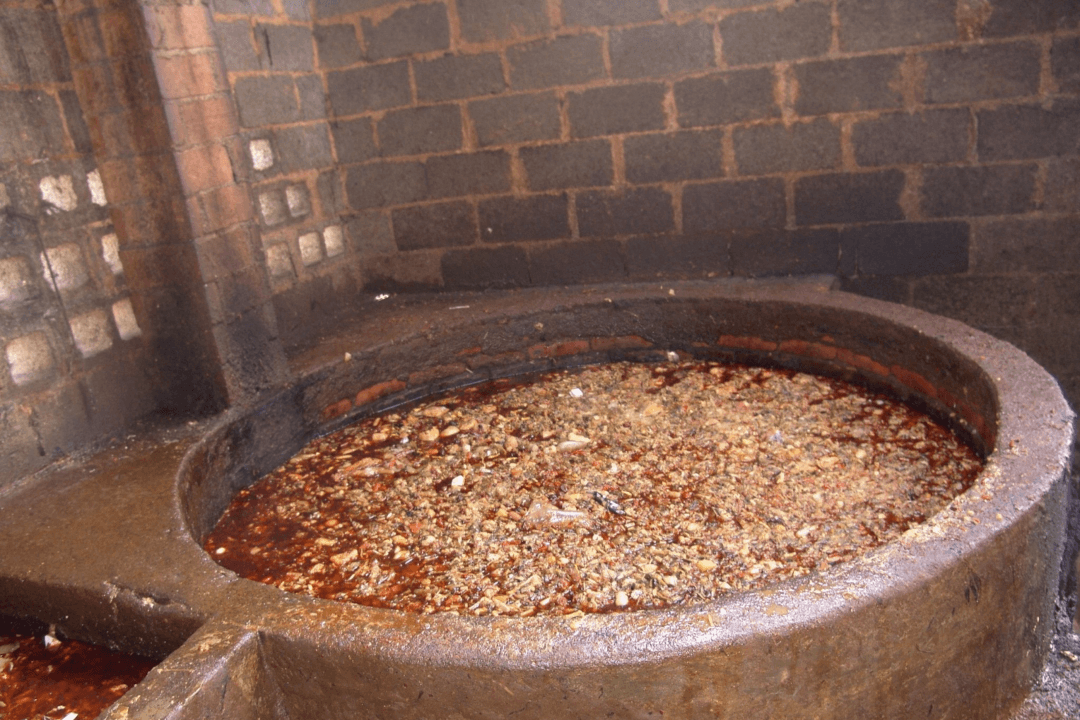 Horrible Ways Kitchen Leftovers Are Being Reused by China’s Restaurants